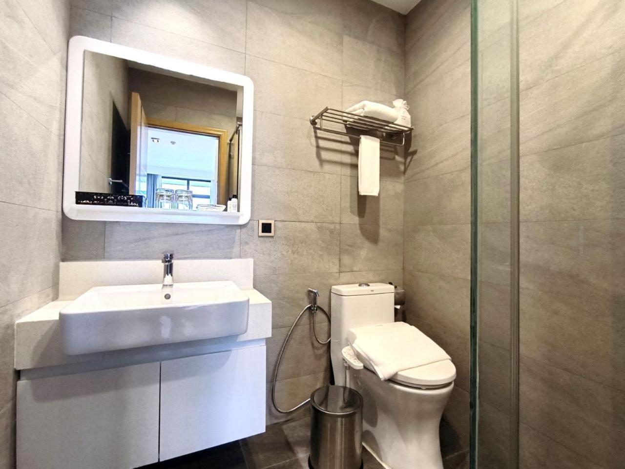 The View Serviced Residence 豪景日式酒店公寓 Phnom Penh Ngoại thất bức ảnh
